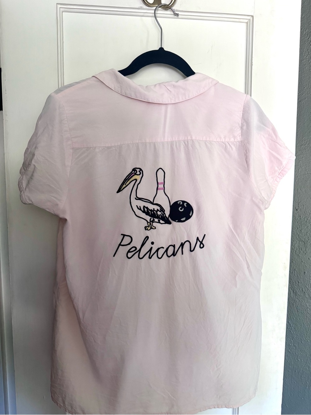 ModCloth Vintage Style Light Pink 'Pelicans' Embroidered Bowling Shirt Large